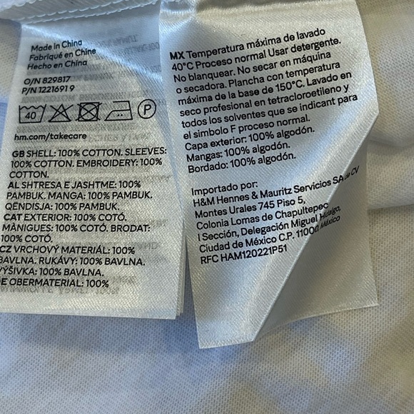 H&M White T-Shirt with Eyelet Sleeves - Picture 5 of 5